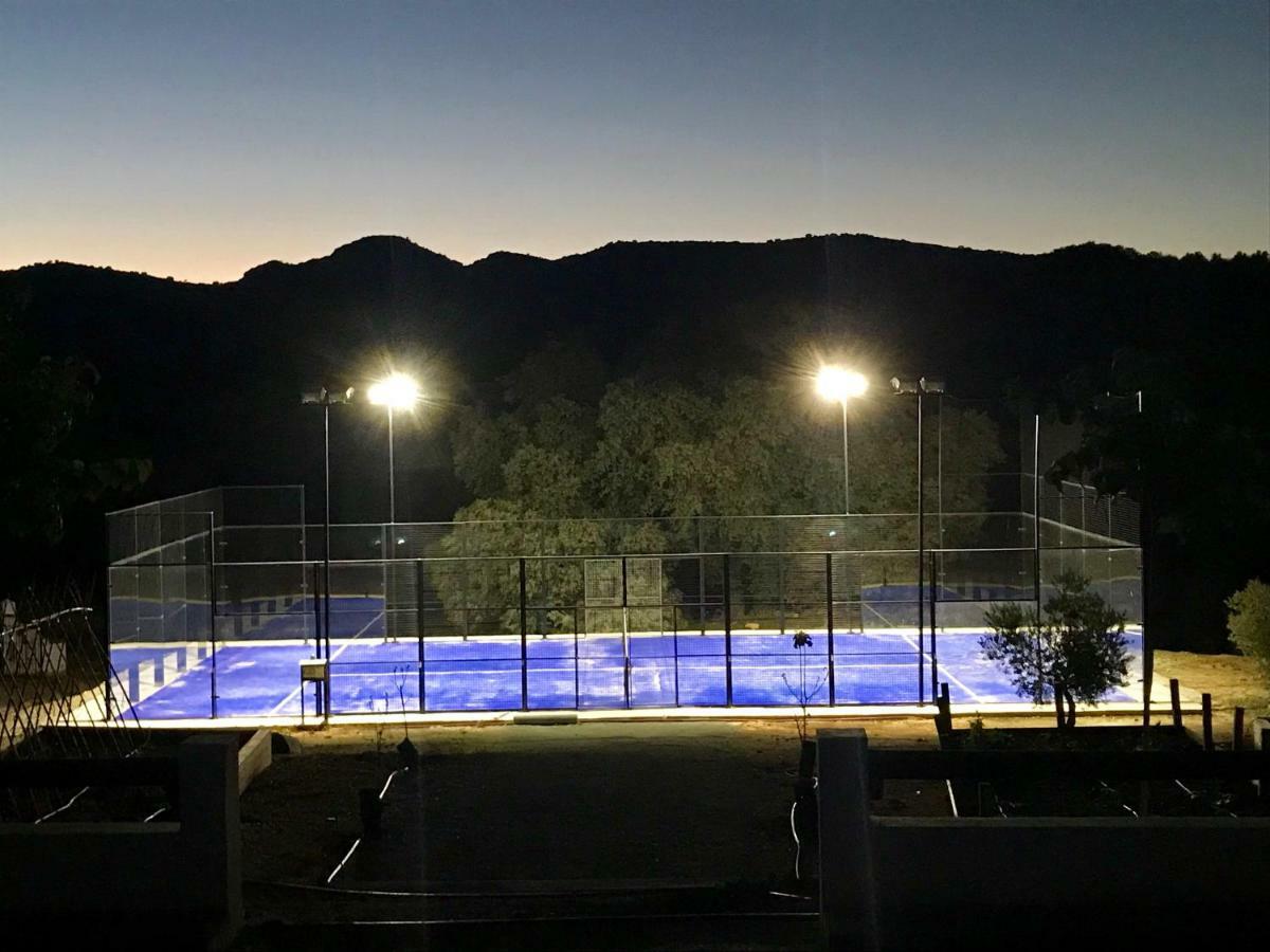 Гостевой дом Santa Marta Complejo Rural Con Pista De Padel Арчидона Экстерьер фото